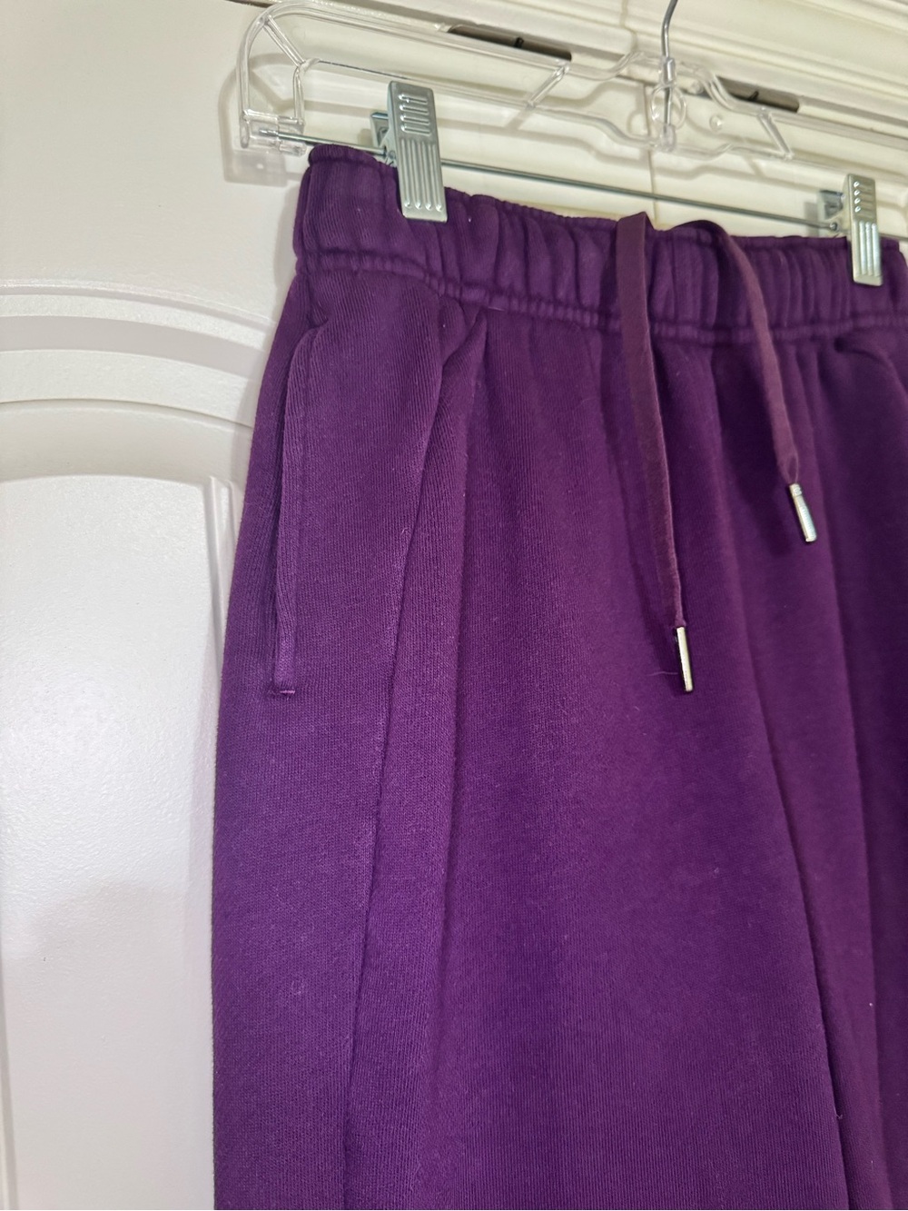 Lululemon Scuba Mid-Rise Oversized Jogger *Regular Dramatic Magenta Size XXXS - Picture 3 of 12